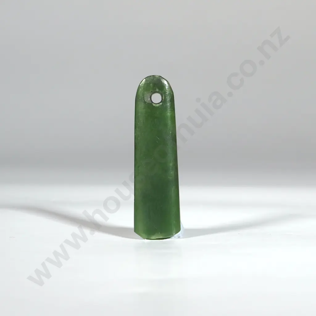 Small Pounamu Kuru - Not Registered  Image 1++
