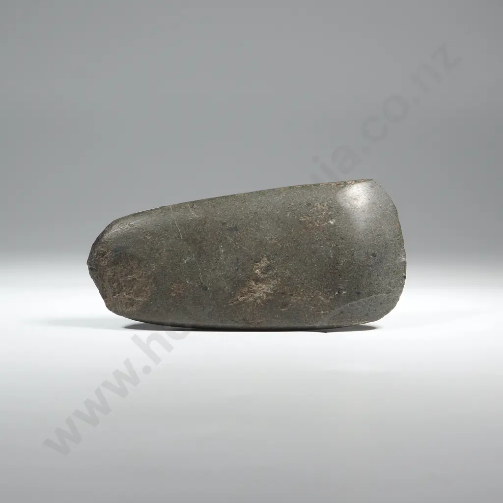Pre-European Stone Toki - Found in the Hawkes bay Y22829 Image 1++