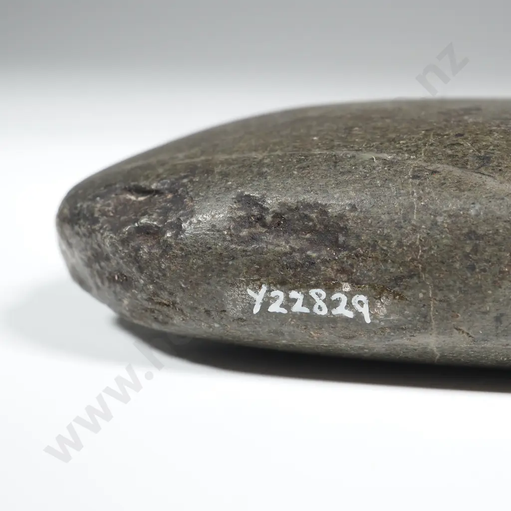 Pre-European Stone Toki - Found in the Hawkes bay Y22829 Image 1++