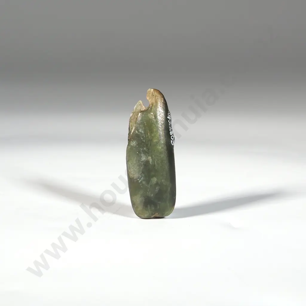 Pre - European Small Pounamu Kuru, Suspension Hole Broken Y-22803 Image 1++