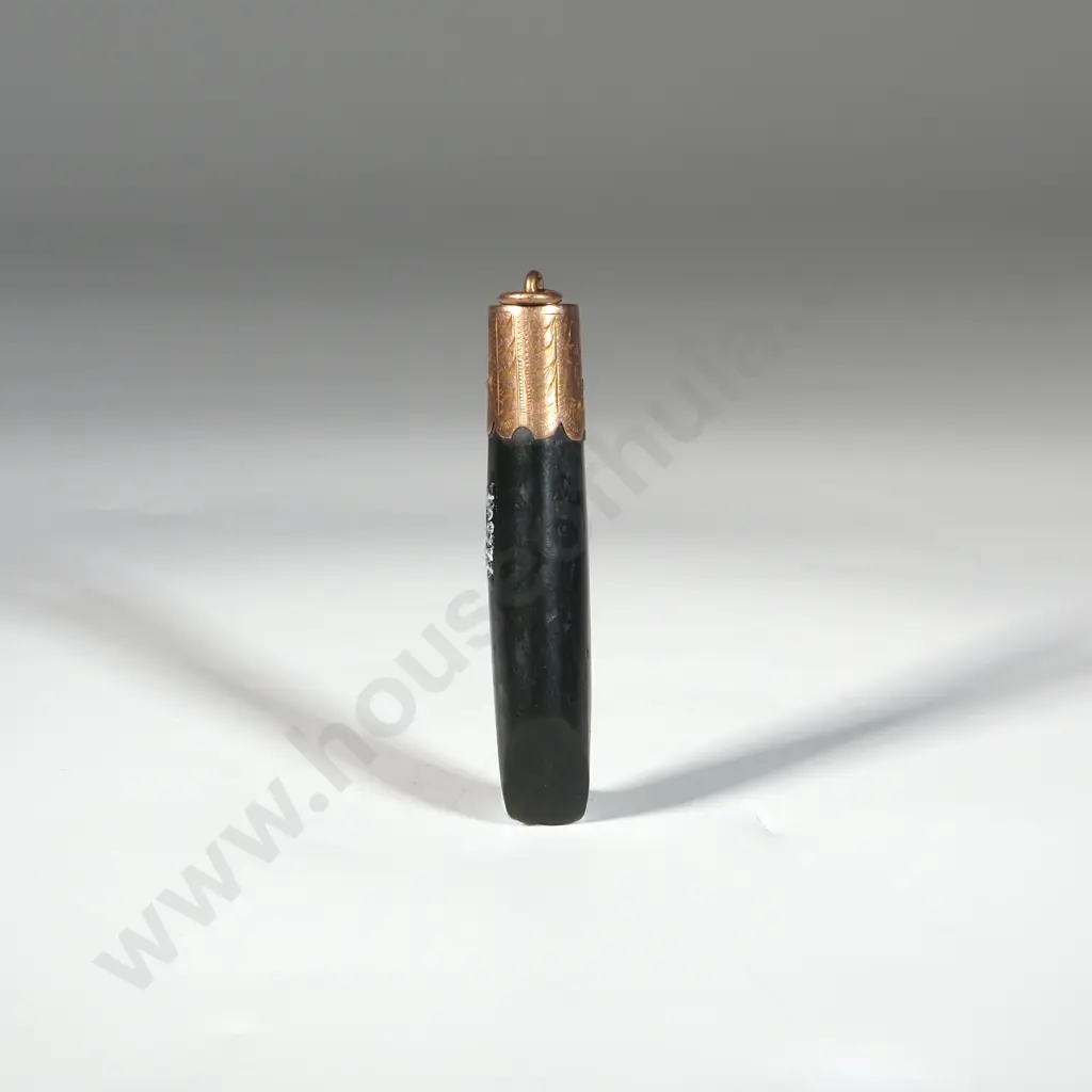 Small Pounamu Whao Chisel Mounted in 9ct Rose Gold as a Fob Pendant Y-22804 Image 1++