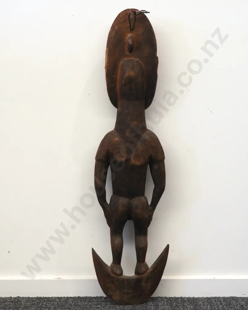 PNG Carved Wooden Male Figure Image 1++