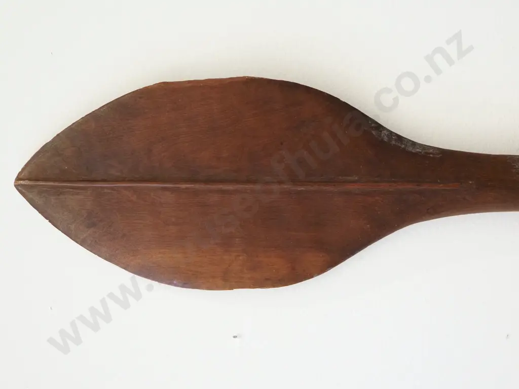 Wooden Vanuatu Paddle Club Image 1++