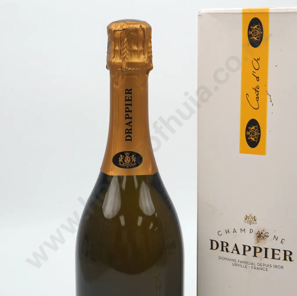 Boxed Champagne Drappier Cante d'Or - France. Image 1++