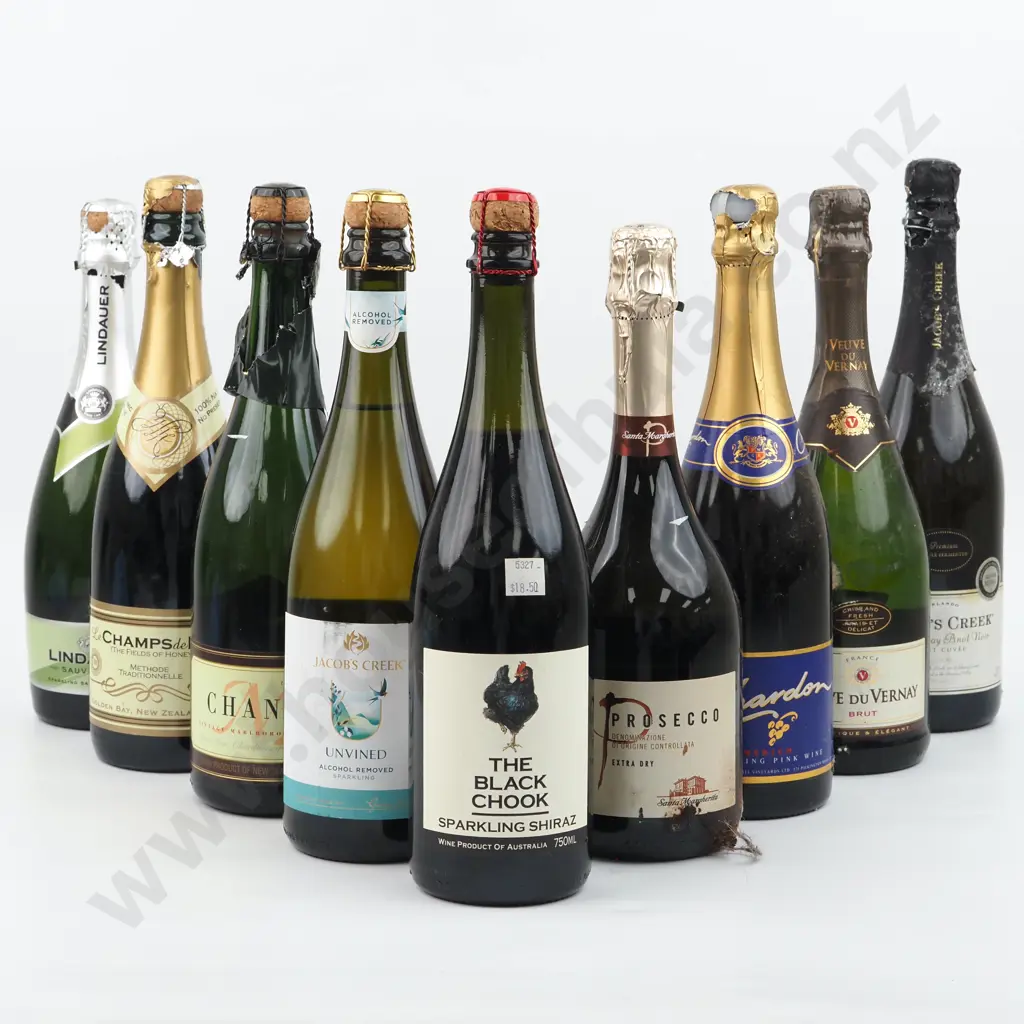 Mixed Lot of Sparkling Wines. Image 1++