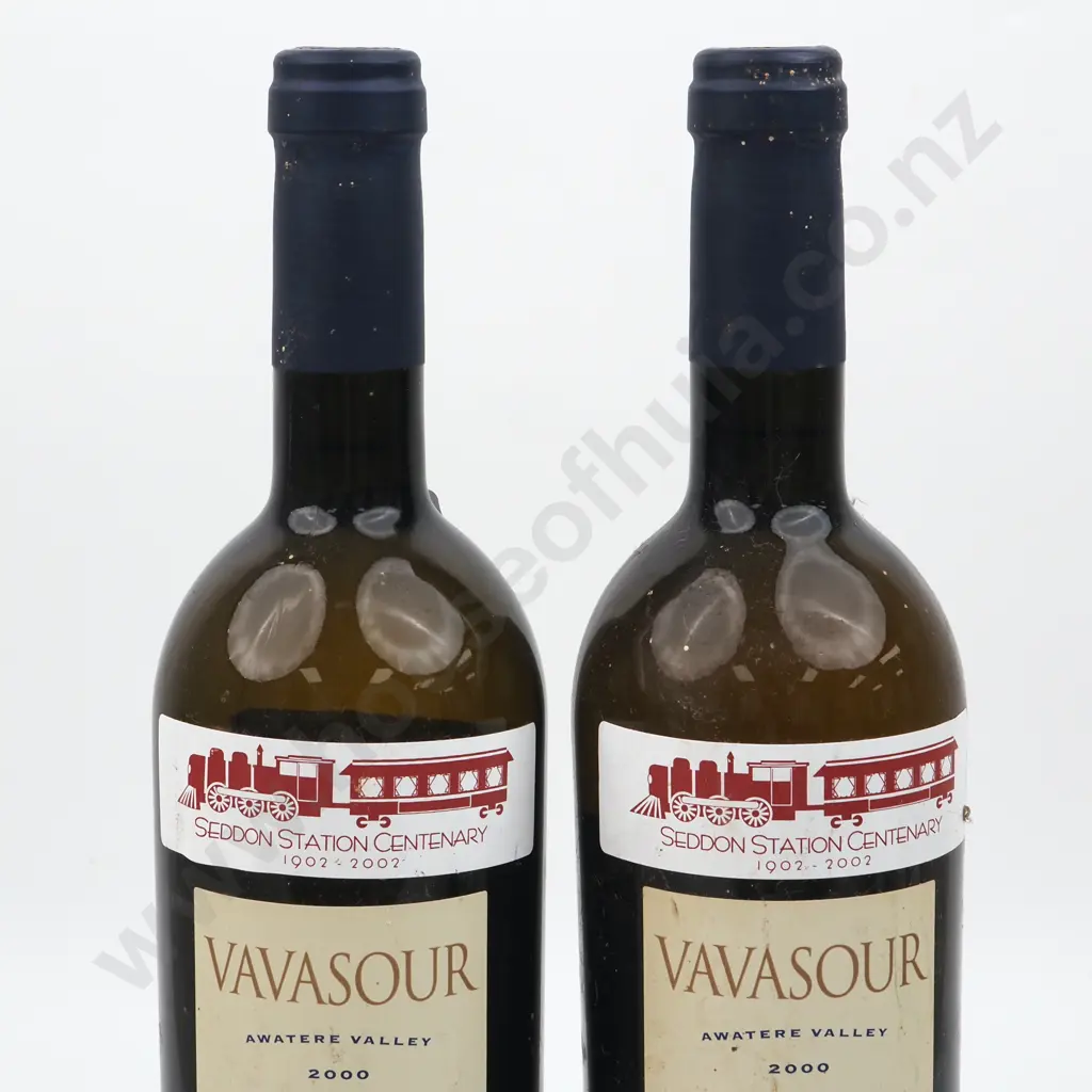 Two Bottles 2000 Vavasour Awatere Valley Riesling - Marlborough. Image 1++