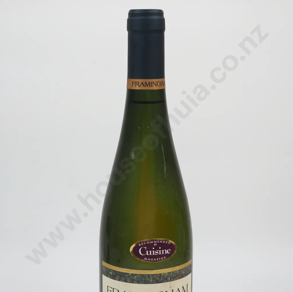 2000 Framingham  Gewurtztraminer - Marlborough. Image 1++
