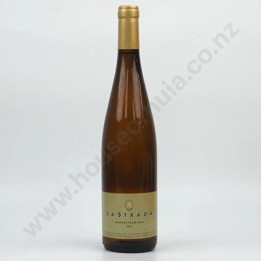 2000 La Strada Gewürztraminer - Marlborough. W Certificate. Image 1++