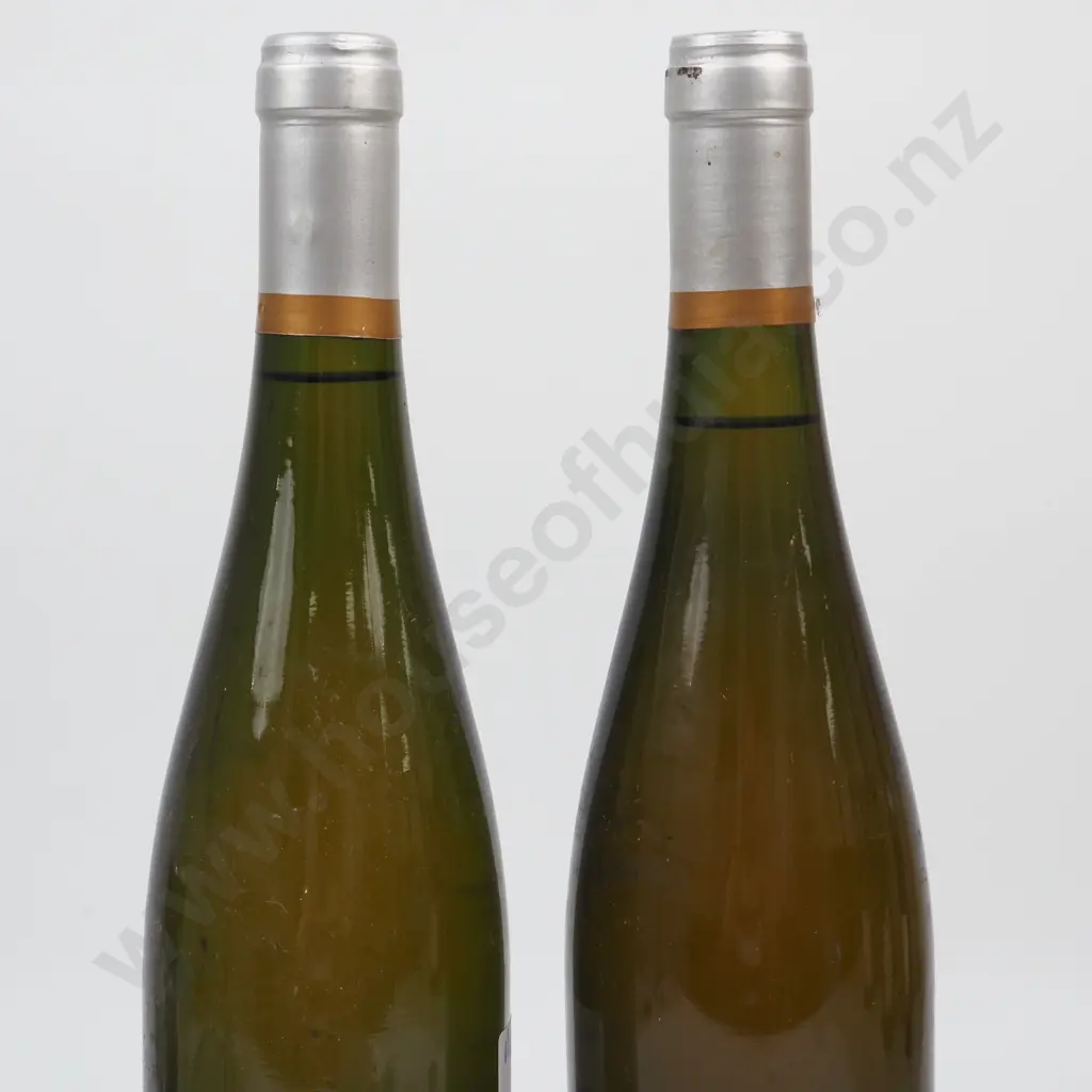 Two Bottles 2001 Cloudy Bay Gewürztraminer - Marlborough. Image 1++