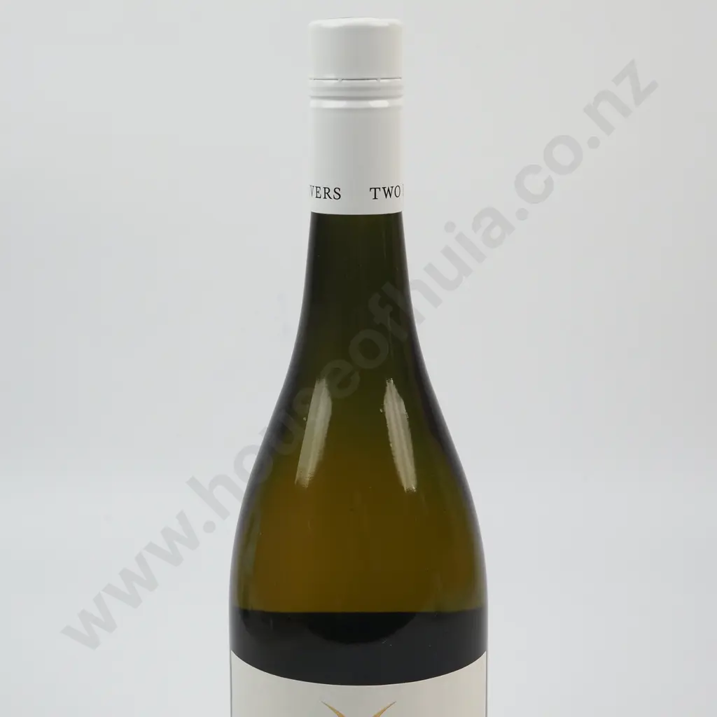 2018 Two Rivers Clos Des Pierre's Chardonnay. Marlborough, New Zealand. Image 1++