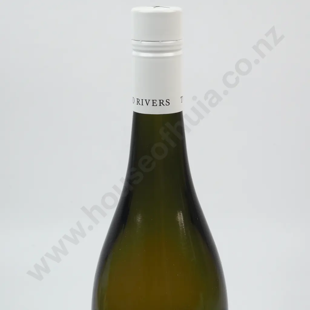 2019 Two Rivers Clos Des Pierre's Chardonnay. Marlborough, New Zealand. Image 1++
