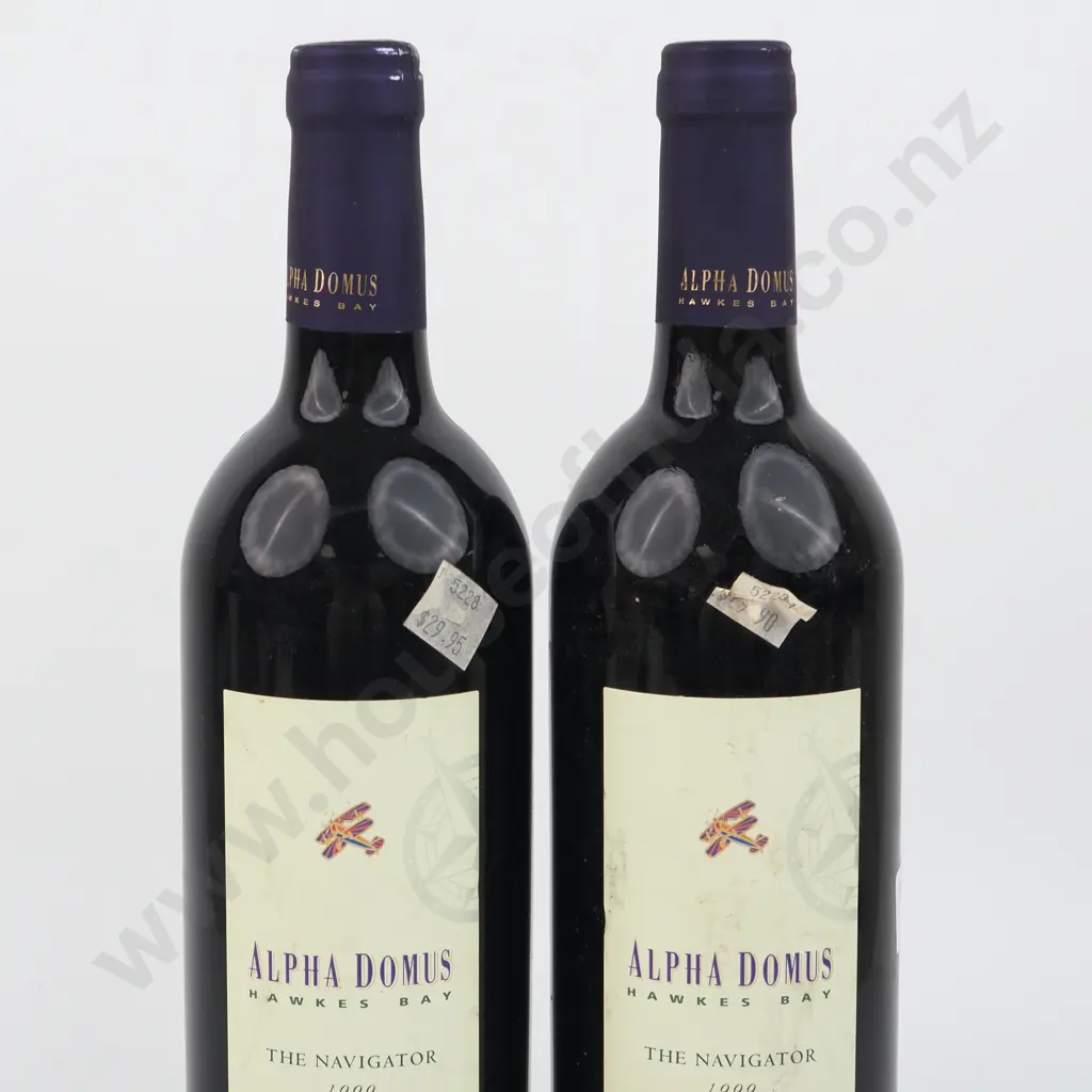 Three Bottles 1999 Alpha Domus The Navigator Merlot-Cabernet/-Franc- Malbec - Hawkes Bay. Image 1++