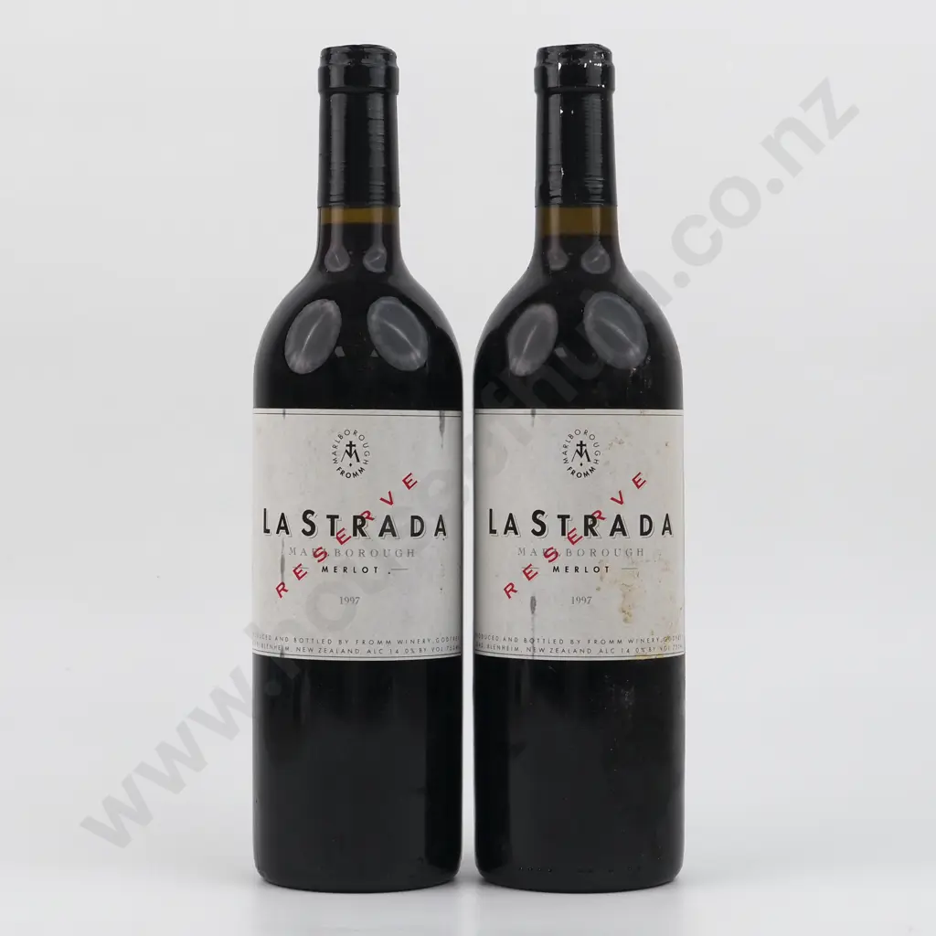 Two Bottles 1997 La Strada Reserve Merlot - Marlborough. Image 1++