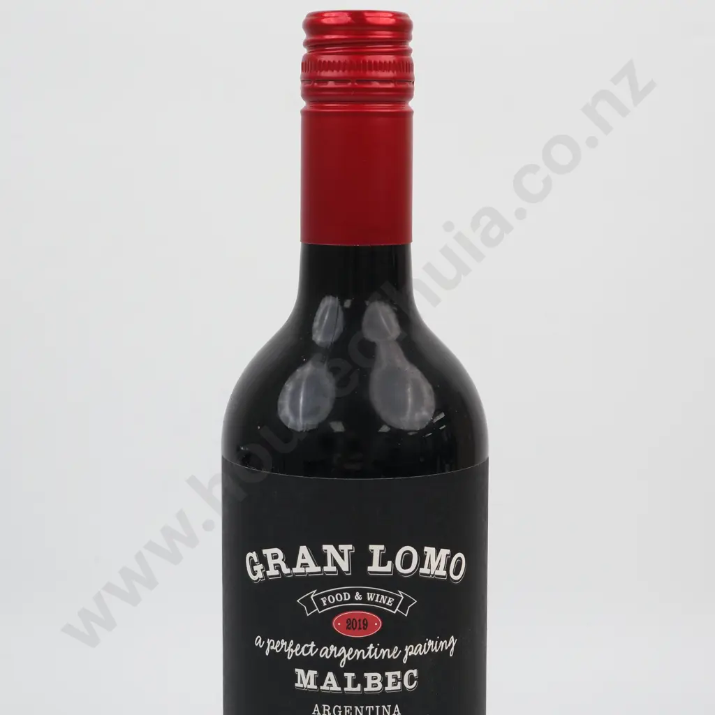 2019 Gran Lomo Malbec - Argentina. Image 1++