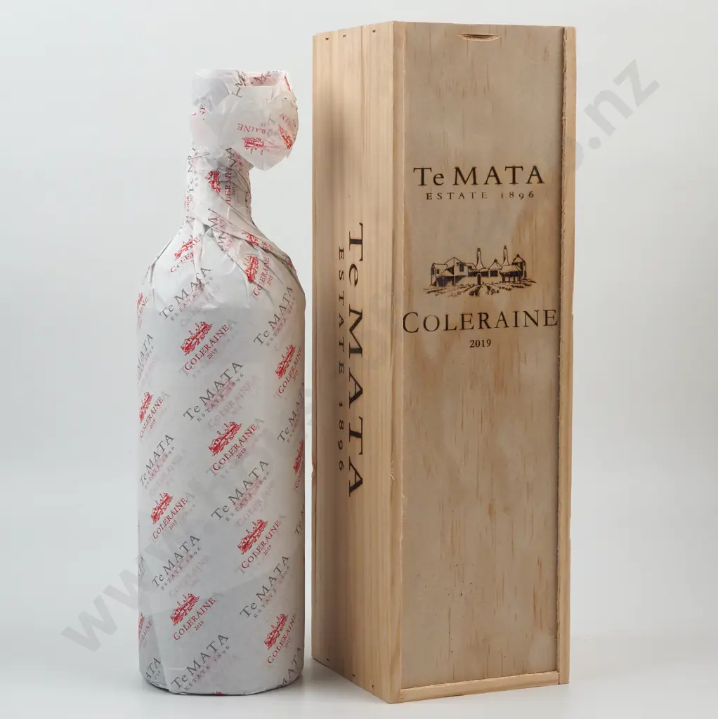 2019 Te Mata Estate Coleraine Magnum in Original Wooden Box. Image 1++