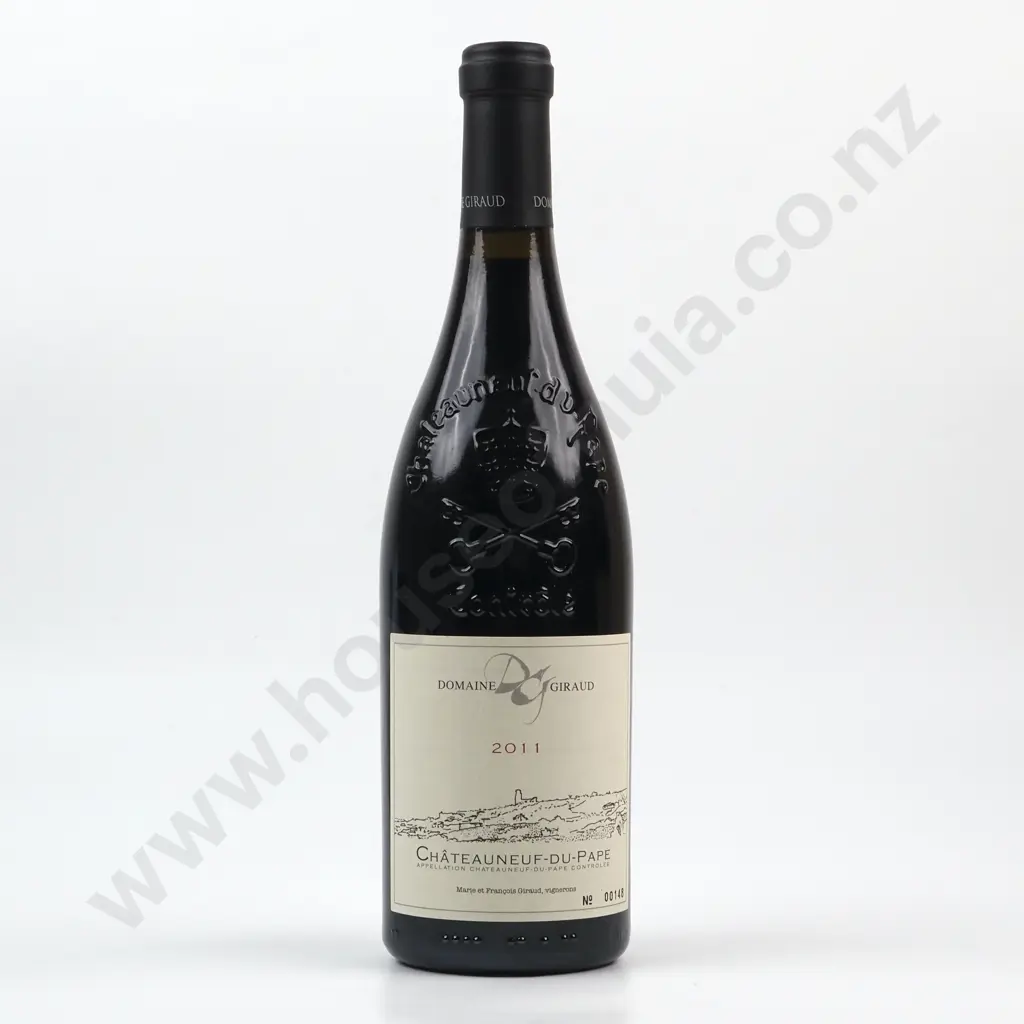 2011 Domaine Giraud Chateauneuf-Du-Pape. Image 1++