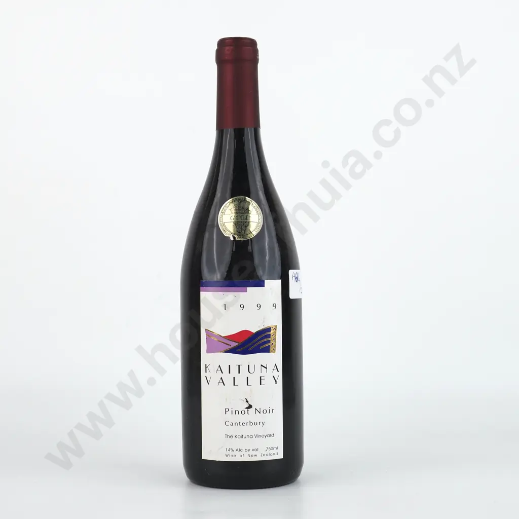 1999 Kaituna Valley Pinot Noir - Canterbury. Image 1++
