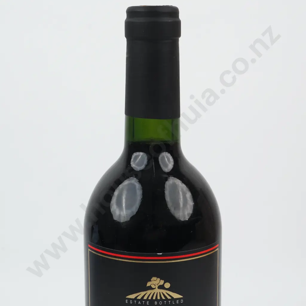 1996 Goldwater Cabernet Sauvignon Merlot Waiheke. Image 1++
