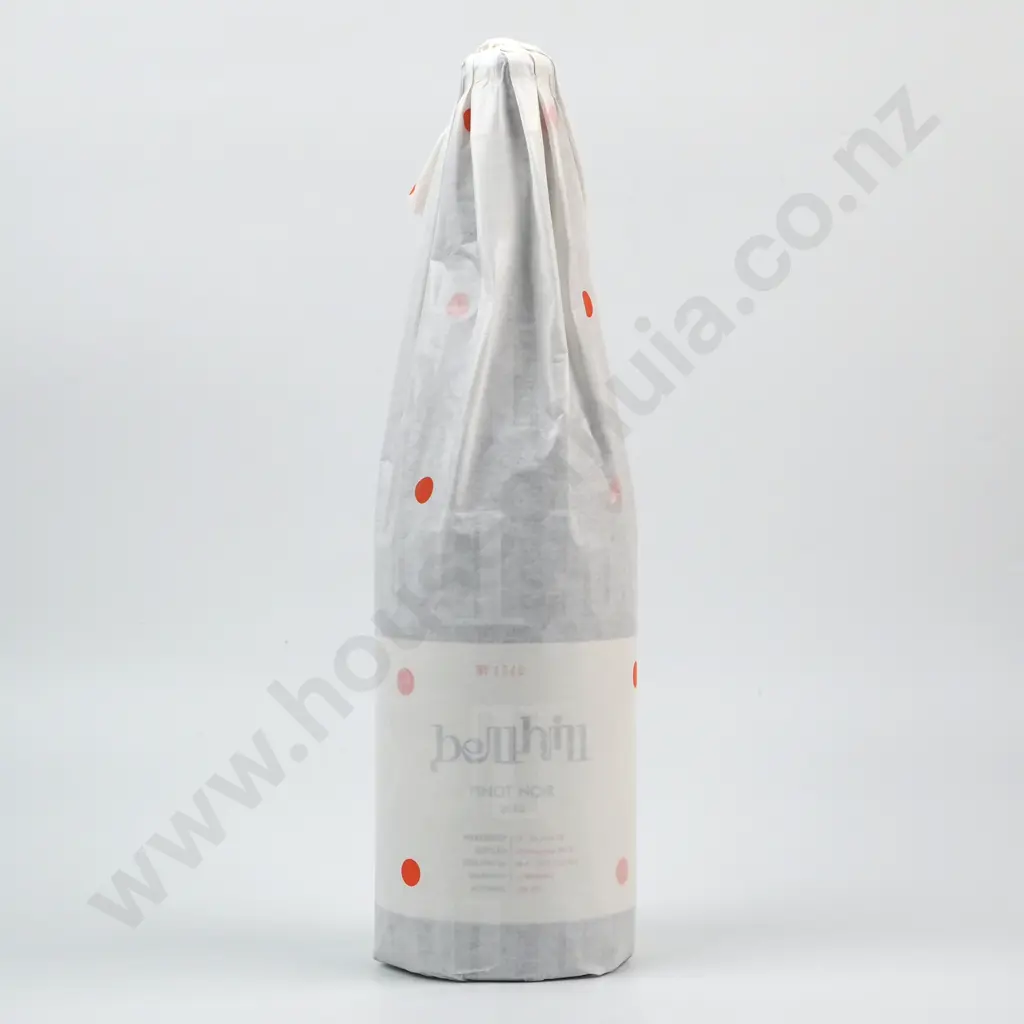2012 Bell Hill Pinot Noir. Image 1++