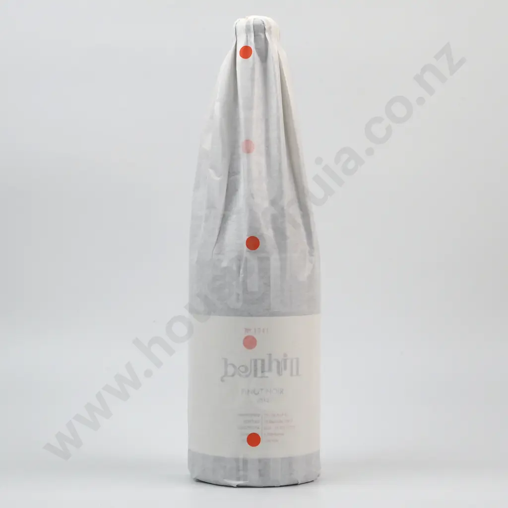 2012 Bell Hill Pinot Noir. Image 1++