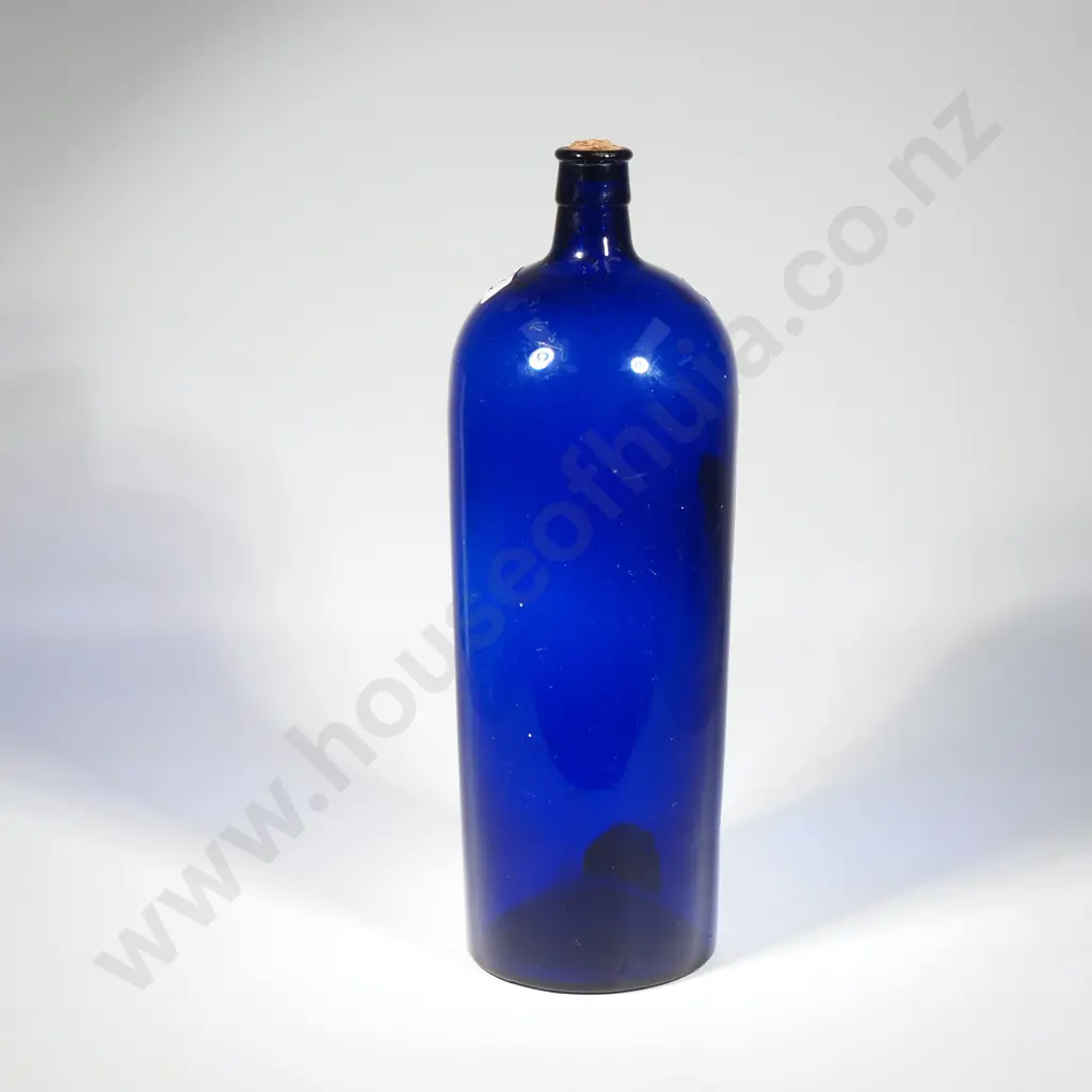 Large Vintage Cobalt Blue Glass Chemist Or Apothecary Bottle w A Label For F.E Carr Chemist Papatche Image 1++