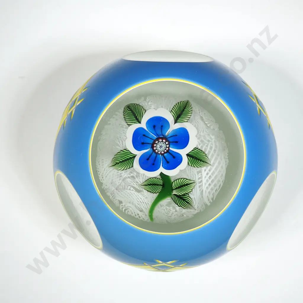 John Deacon Lampwork Paperweight Image 1++