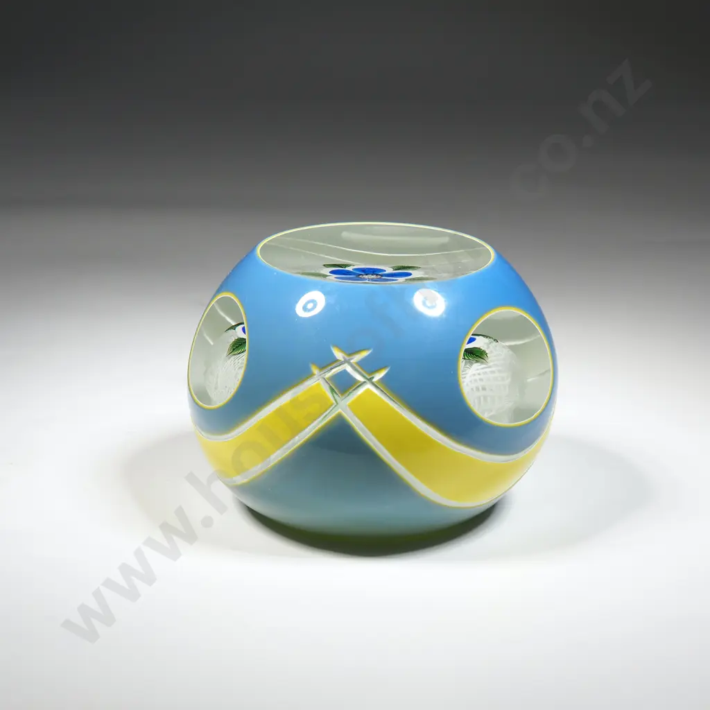 John Deacon Lampwork Paperweight Image 1++
