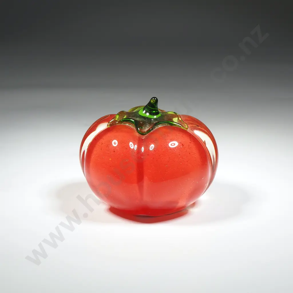 Lenox Red Art Glass Tomato Paperweight  Image 1++