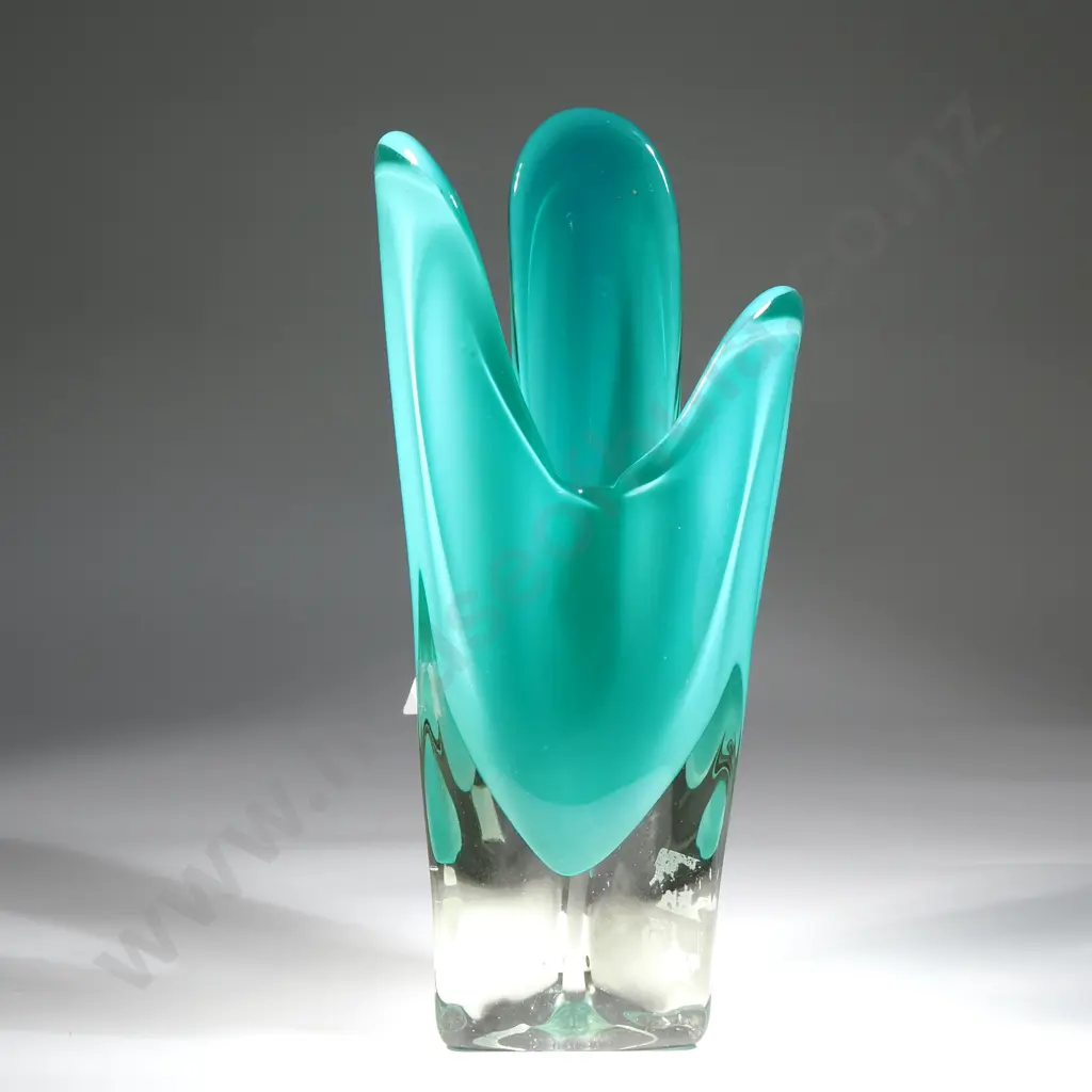 Vintage Turquoise Blue Japanese Iwatsu Fazzoletto Trilobe Vase Image 1++