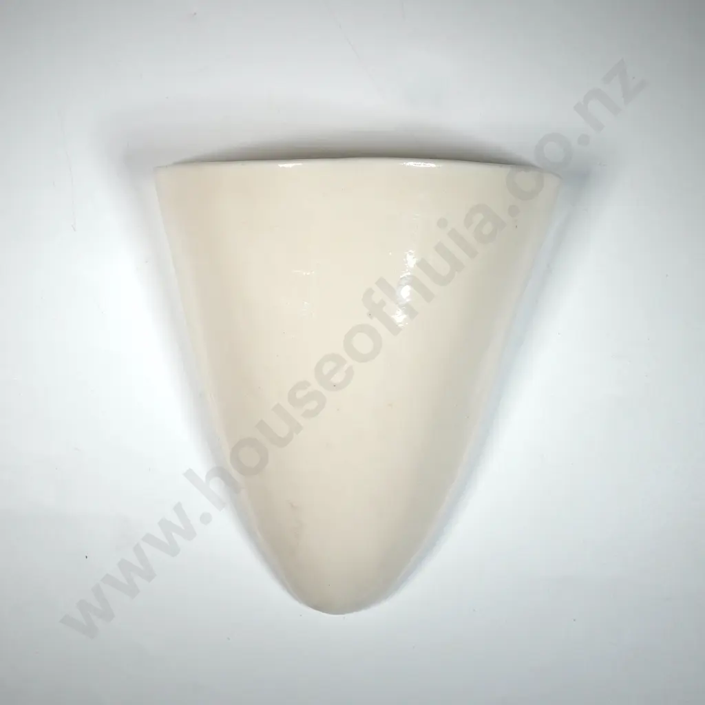 Green Mark Belleek Wall Vase  Image 1++