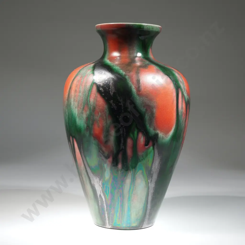 Minton Hollins & Co Astra Ware Vase Image 1++