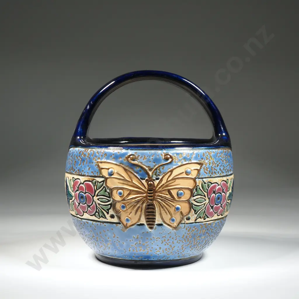 Vintage Art Nouveau Czech Amphora Pottery Bowl/Basket w A Floral Band Image 1++