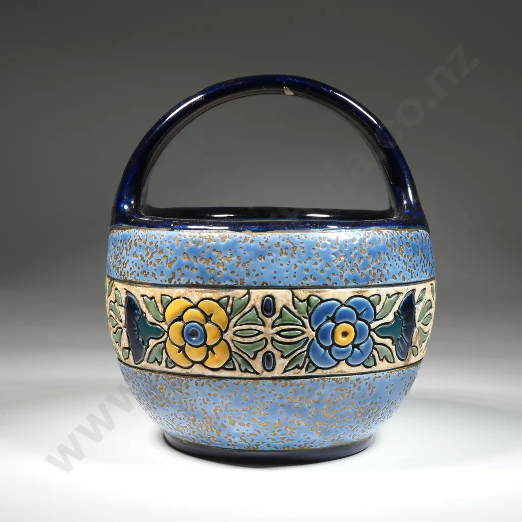 Vintage Art Nouveau Czech Amphora Pottery Bowl/Basket w A Floral Band Image 1++
