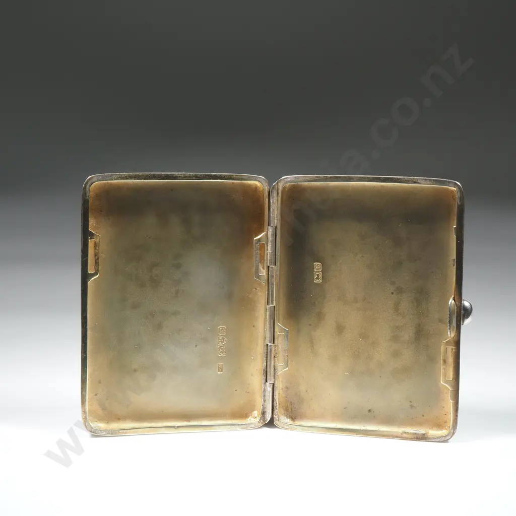 Handsome Crested Sterling Silver Cigarette Case - Chester 1900 Image 1++