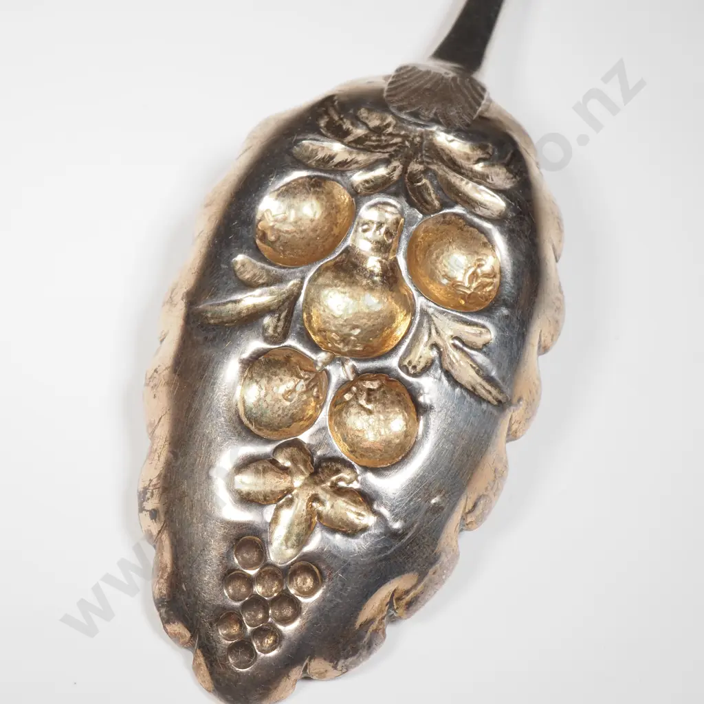 Antique Sterling Silver Berry Spoon w Irish Hallmarks Image 1++