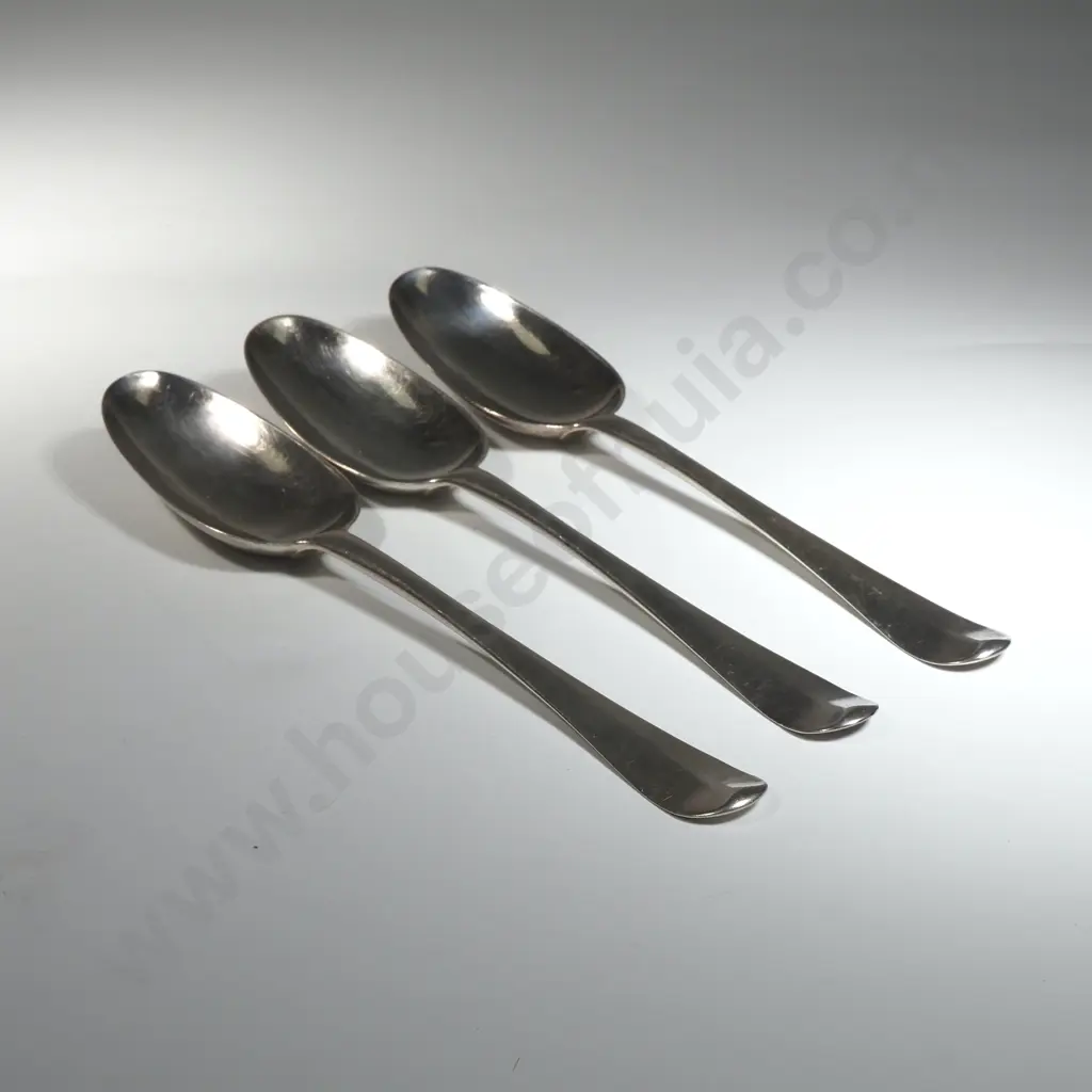 Three Sterling Silver Soup Spoons - London 1731 Image 1++