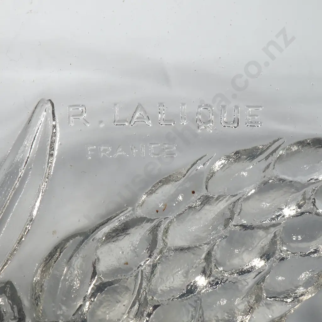 Rene Lalique Opalescent Bowl "Veronique" Image 1++