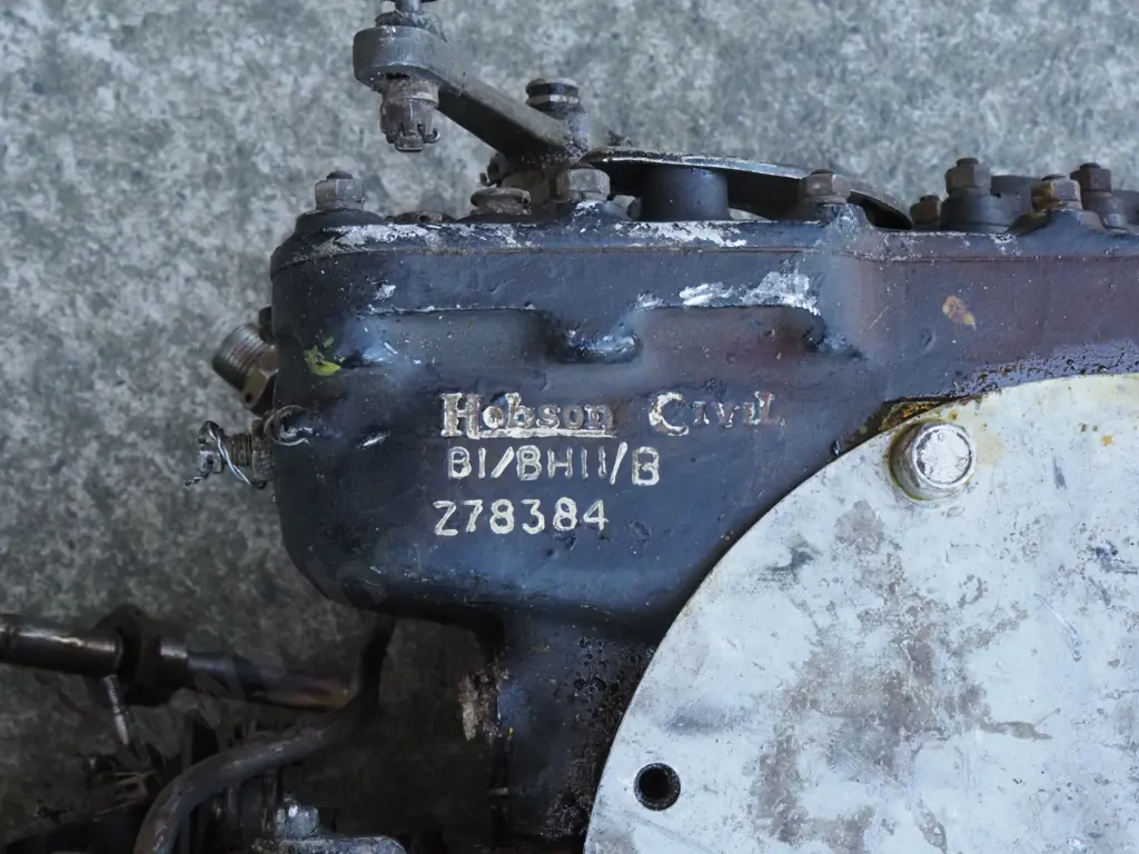 Vintage Hobbs Civil  Carburettor From A Bristol Freighter. Ex RNAF Image 1++