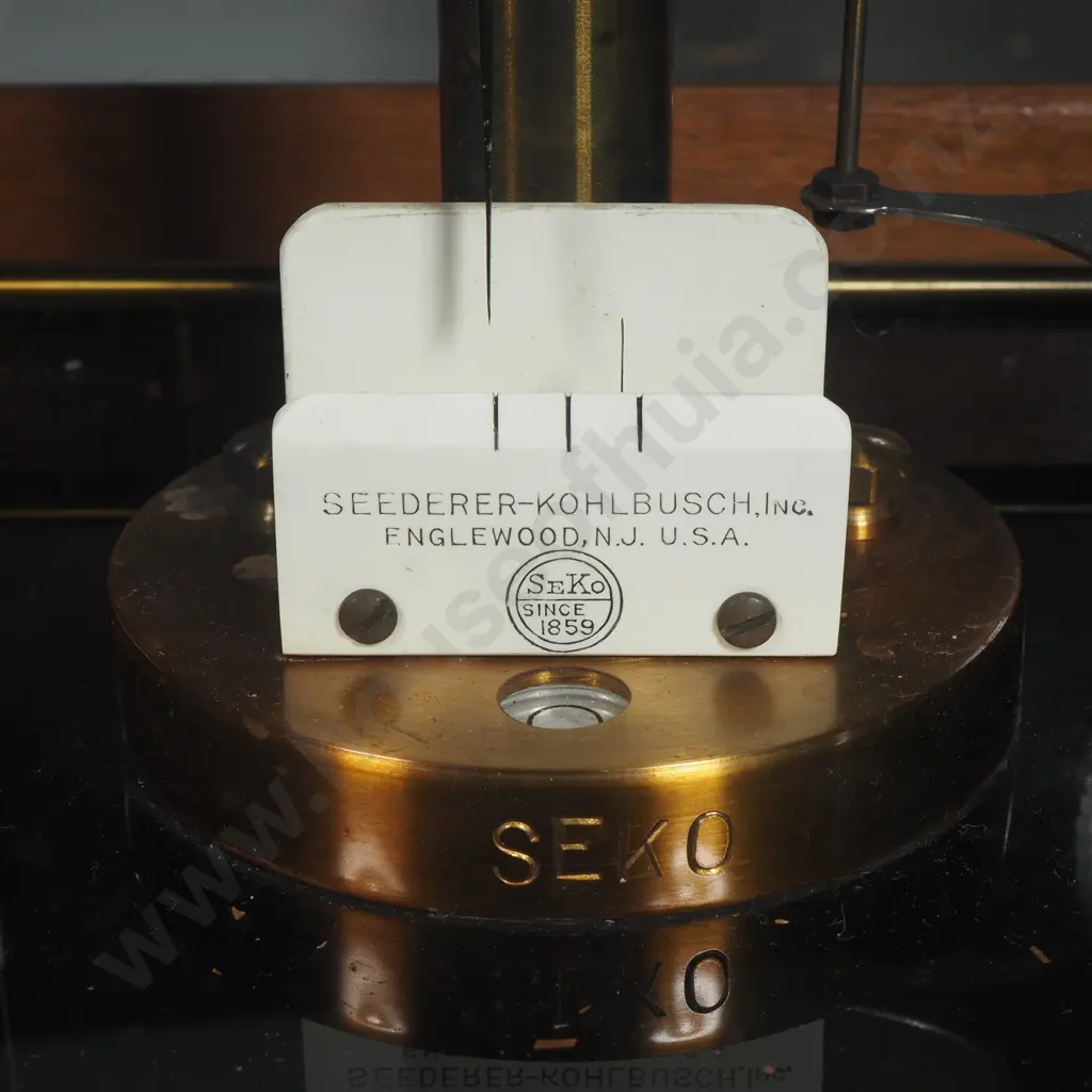 The Seederer- Kohlbusch Scientific Balance Scale 1930's Image 1++