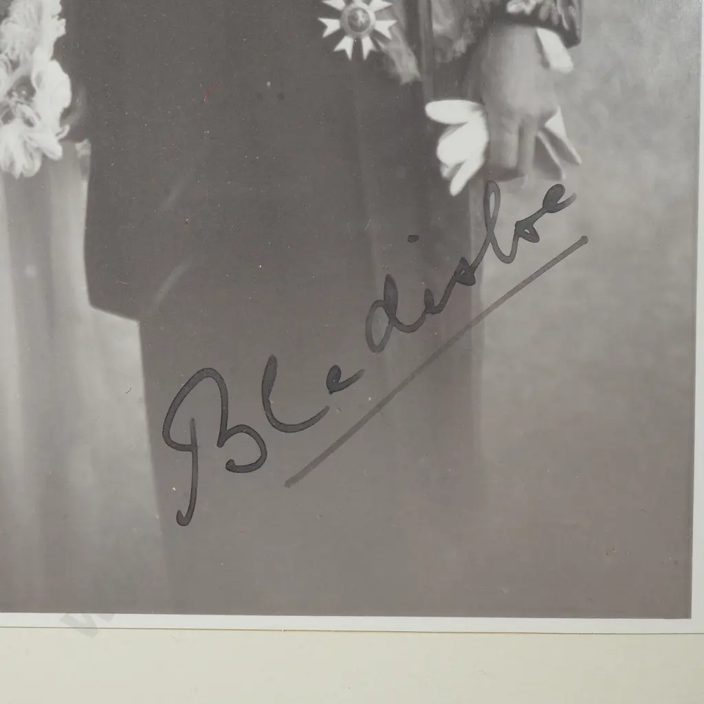 Original Signed Photograph - Lord & Lady Bledisloe - Schmidt Studio NZ Image 1++