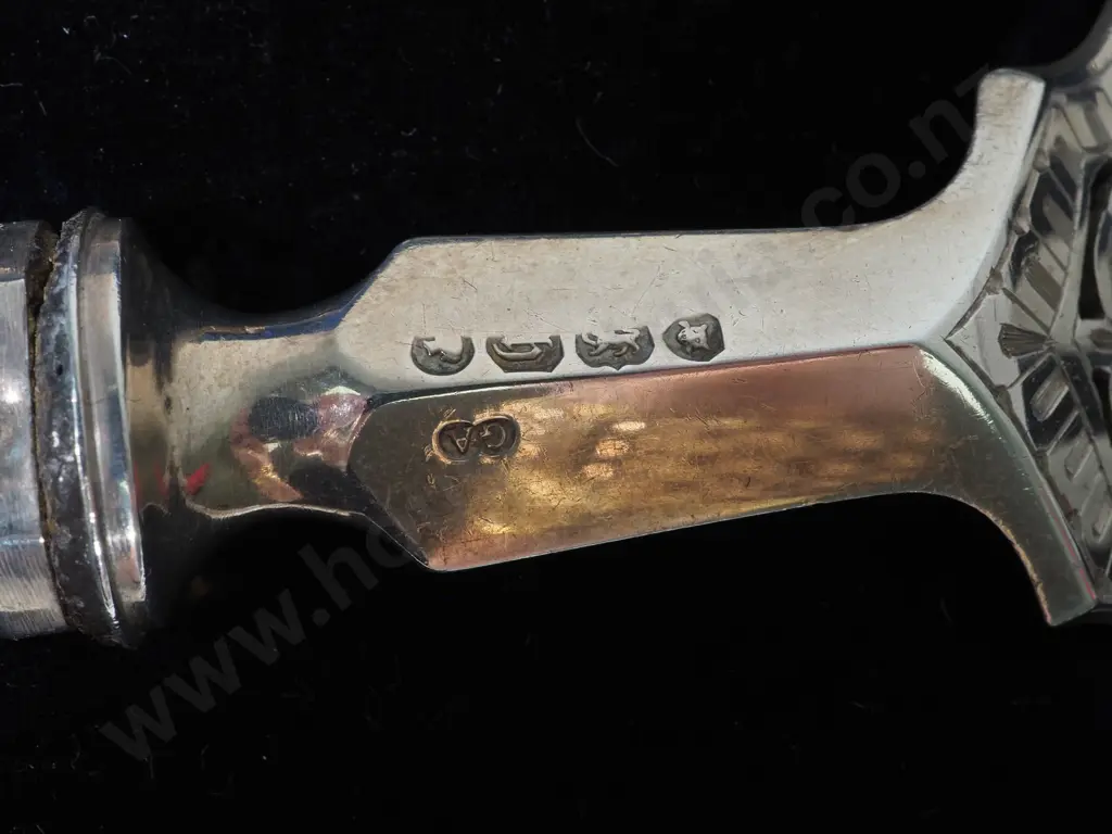 Magnificent Vintage Cased Sterling Silver Fish Servers Image 1++