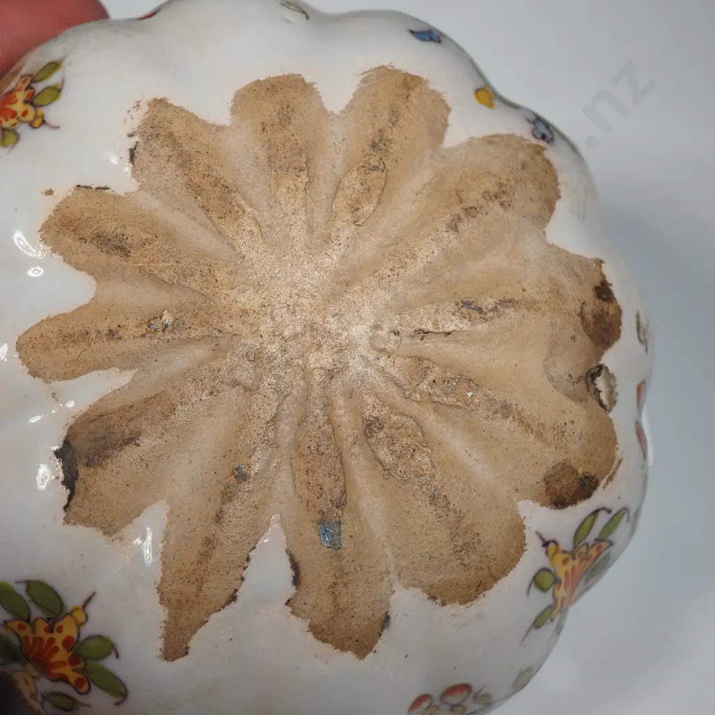 Nineteenth Century French Faience Inkwell - Probably From Rouen Region Image 1++