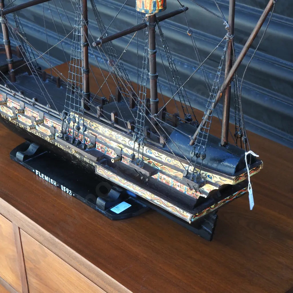 Impressive Model Ship - Flemish 1593 Image 1++