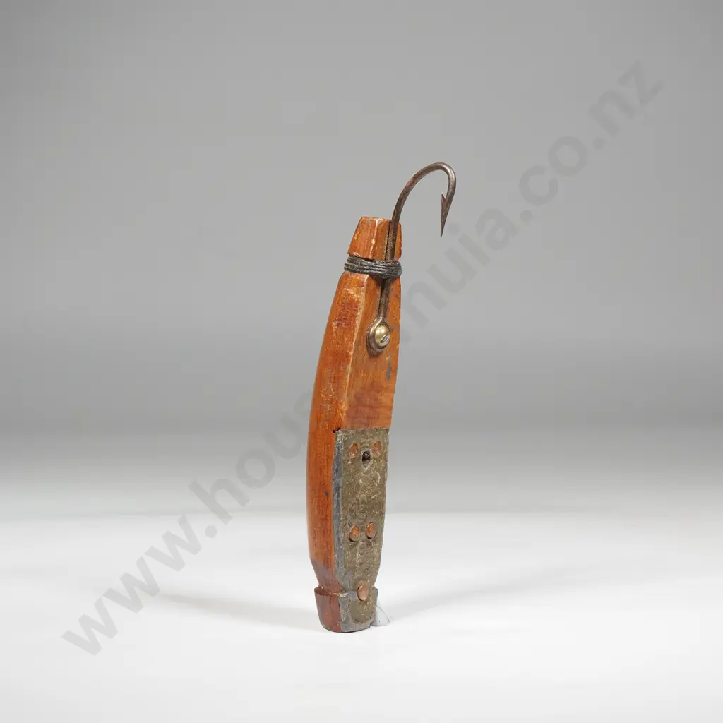 Antique Wooden Fishing Lure w Metal Mounts Stamped Made In New Zealand By Tisdall Ltd Image 1++