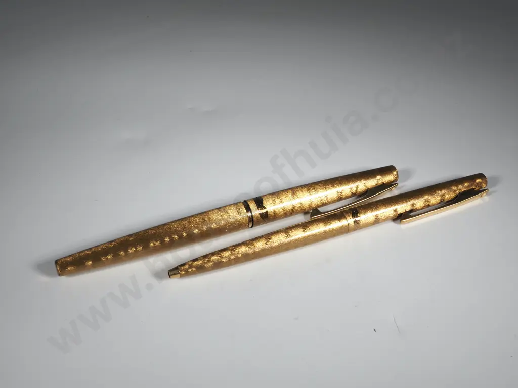 Lady Sheaffer Model 903 Gold Filled Fountain Pen and Lady Sheaffer Ballpoint  903. Nib in 14k Solid Gold Lady Sheaffer Image 1++