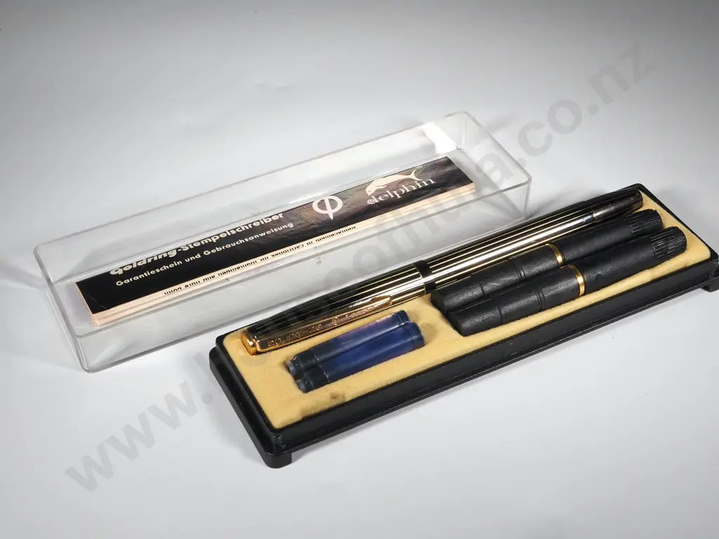 Goldring Fountain Pen With Cartridges. MIB  Image 1++