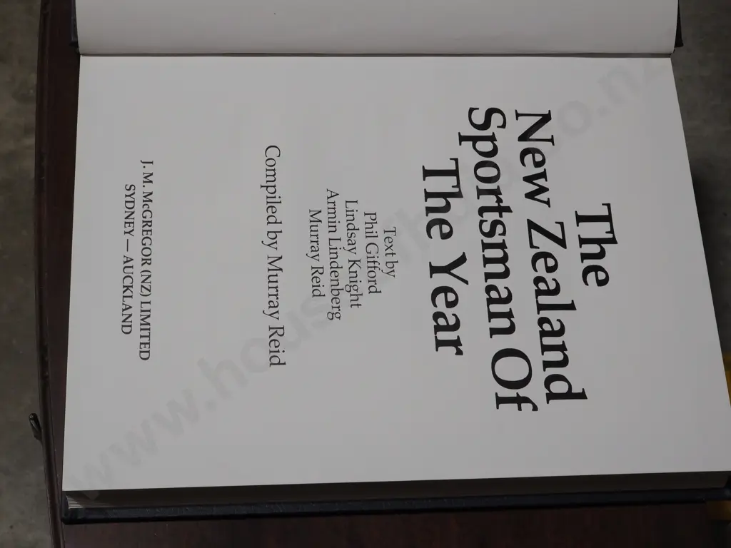 New Zealand’s Sportsman of the Year - Collectors Book Image 1++