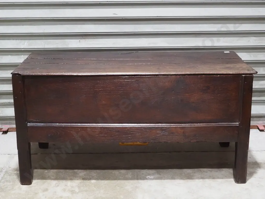 18th Century Oak Mule Chest On Legs.  Image 1++