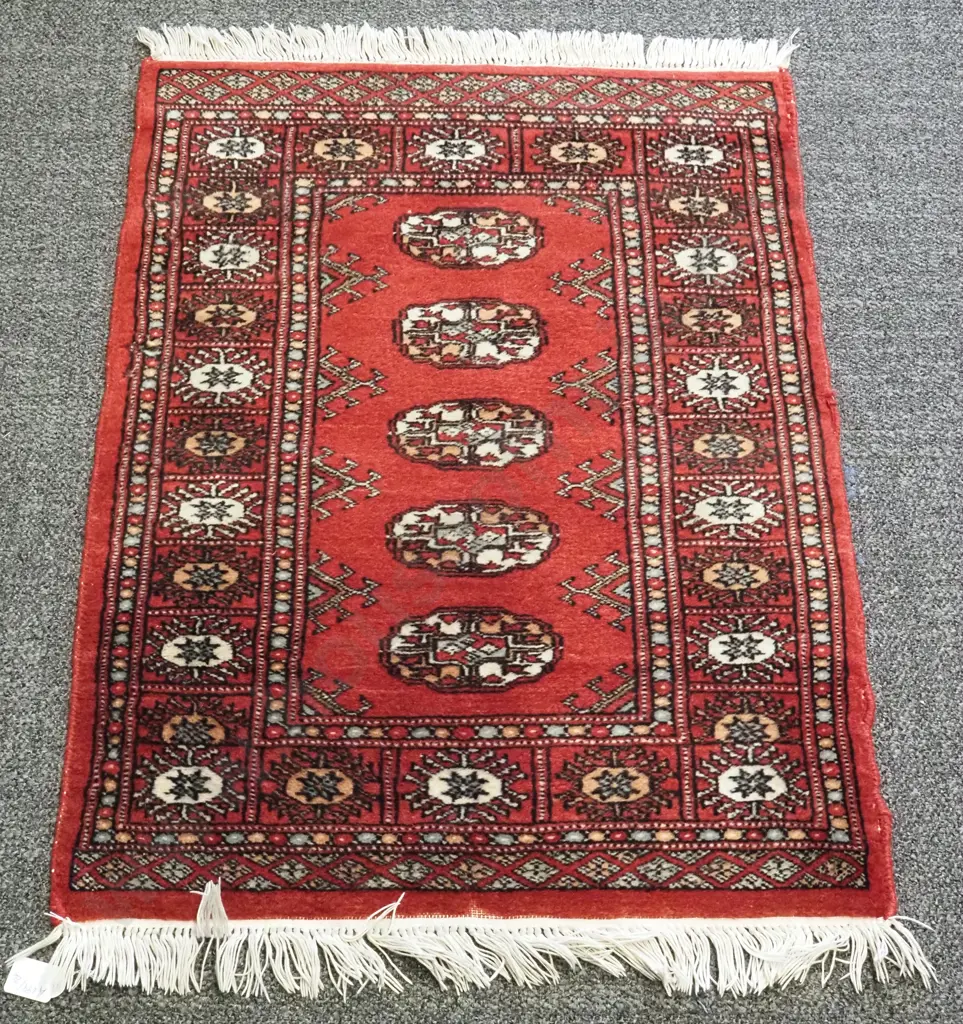 Small Hand Knotted  Wool  Rug - Traditional Persian Floral Red w Cream/Grey/Peach Motif. Image 1++
