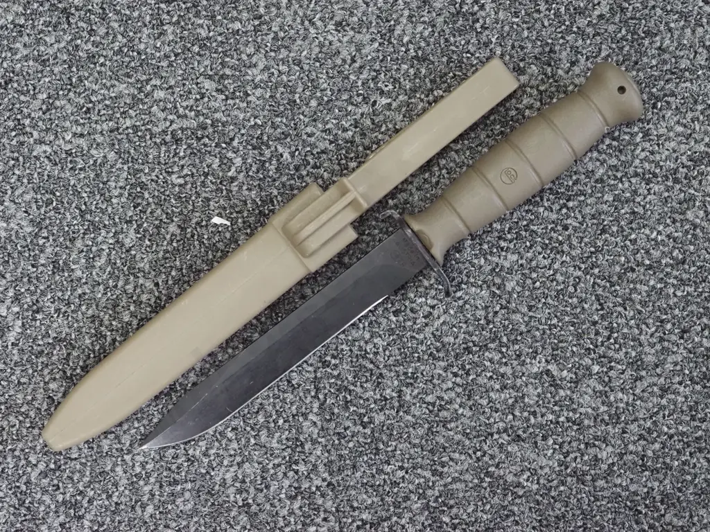 Glock Fighting Knife  Image 1++